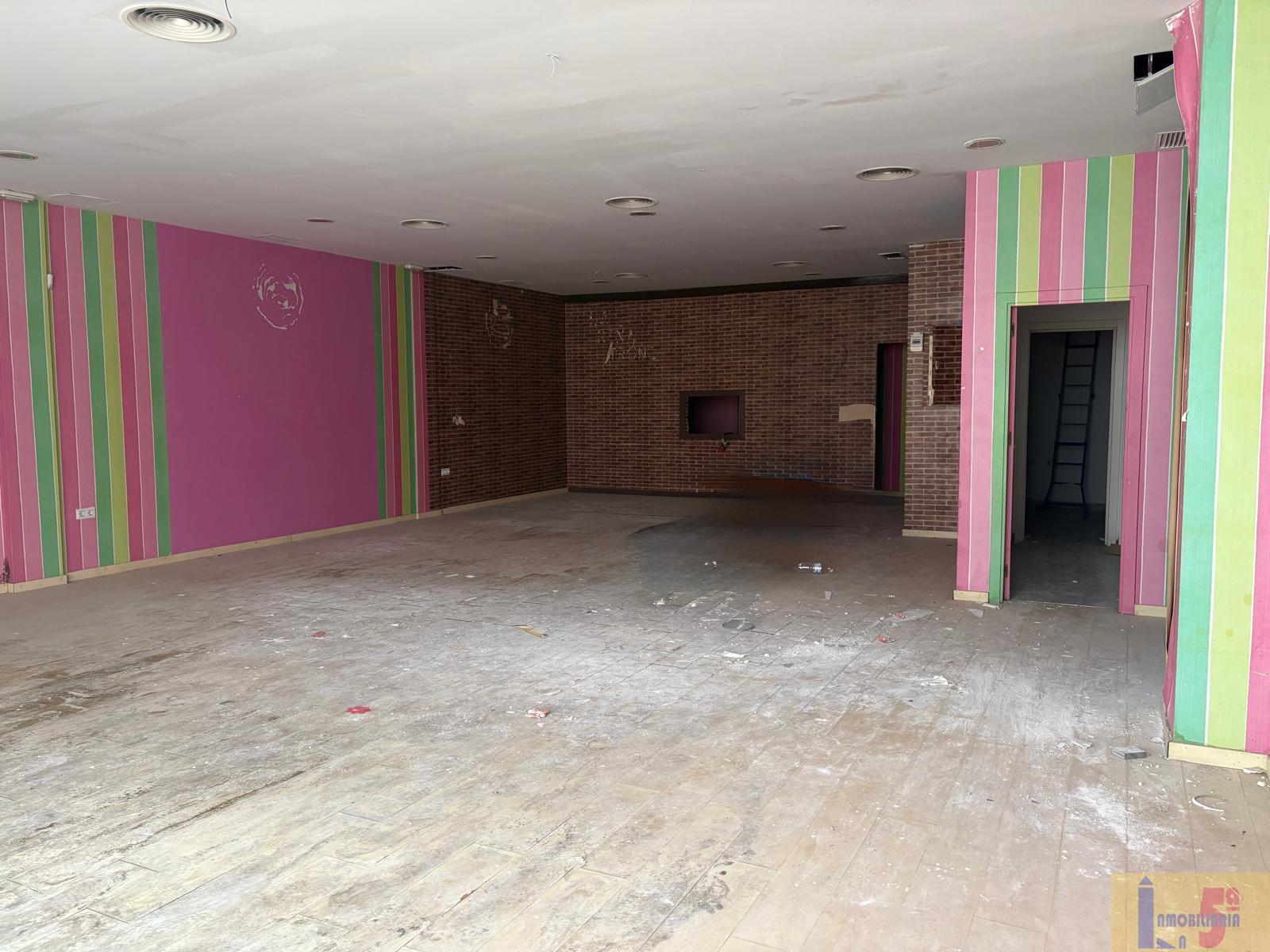 Alquiler de local en La Algaba