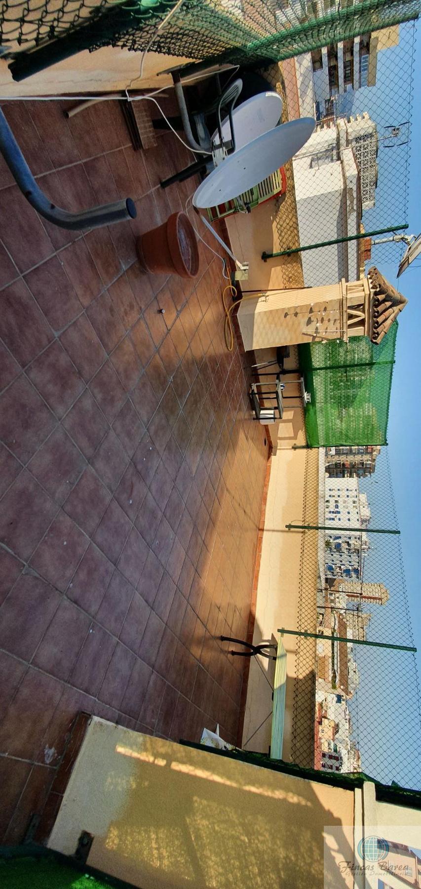 For sale of penthouse in Fuengirola