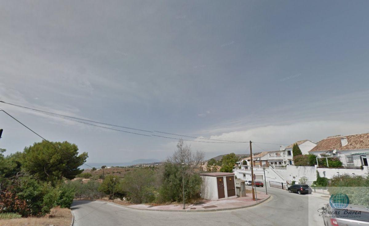 For sale of land in Chilches