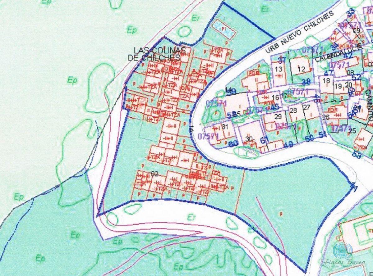 For sale of land in Chilches