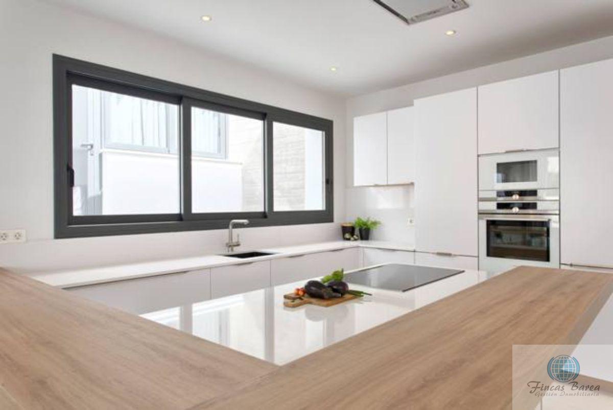 For sale of chalet in Benalmádena Costa