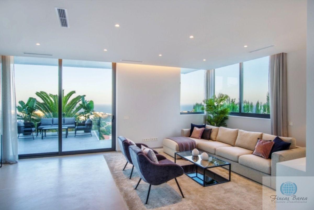 For sale of chalet in Benalmádena Costa