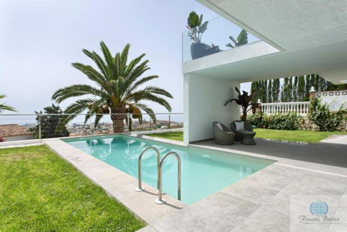 For sale of chalet in Benalmádena Costa