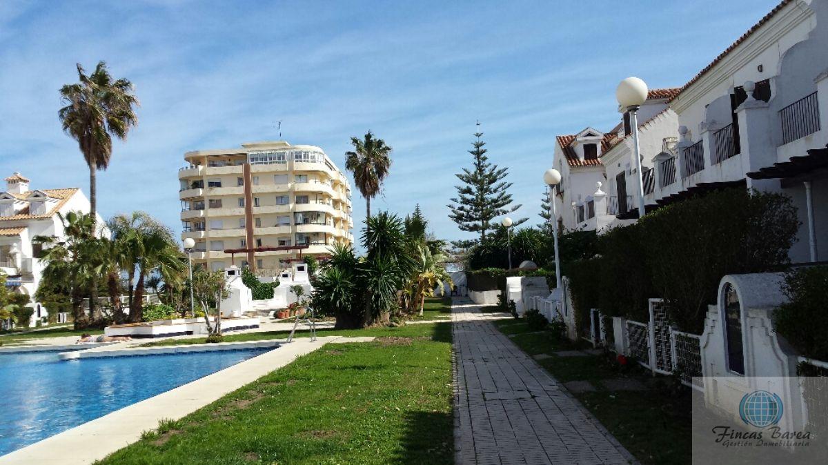 For sale of chalet in Fuengirola