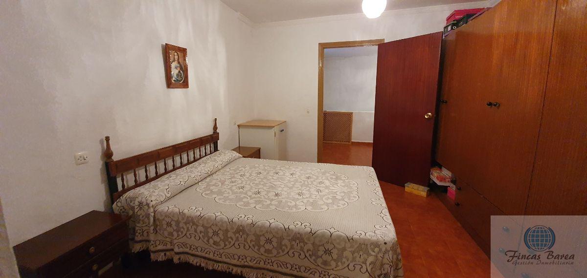 For sale of house in Guaro