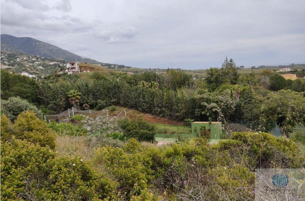 For sale of land in Mijas