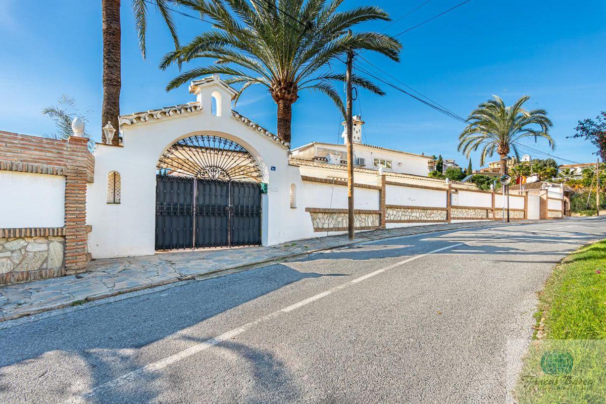 For sale of chalet in Mijas Costa