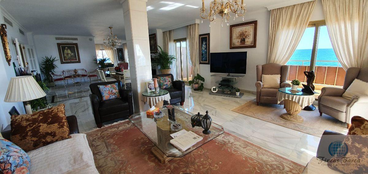 For sale of flat in Fuengirola