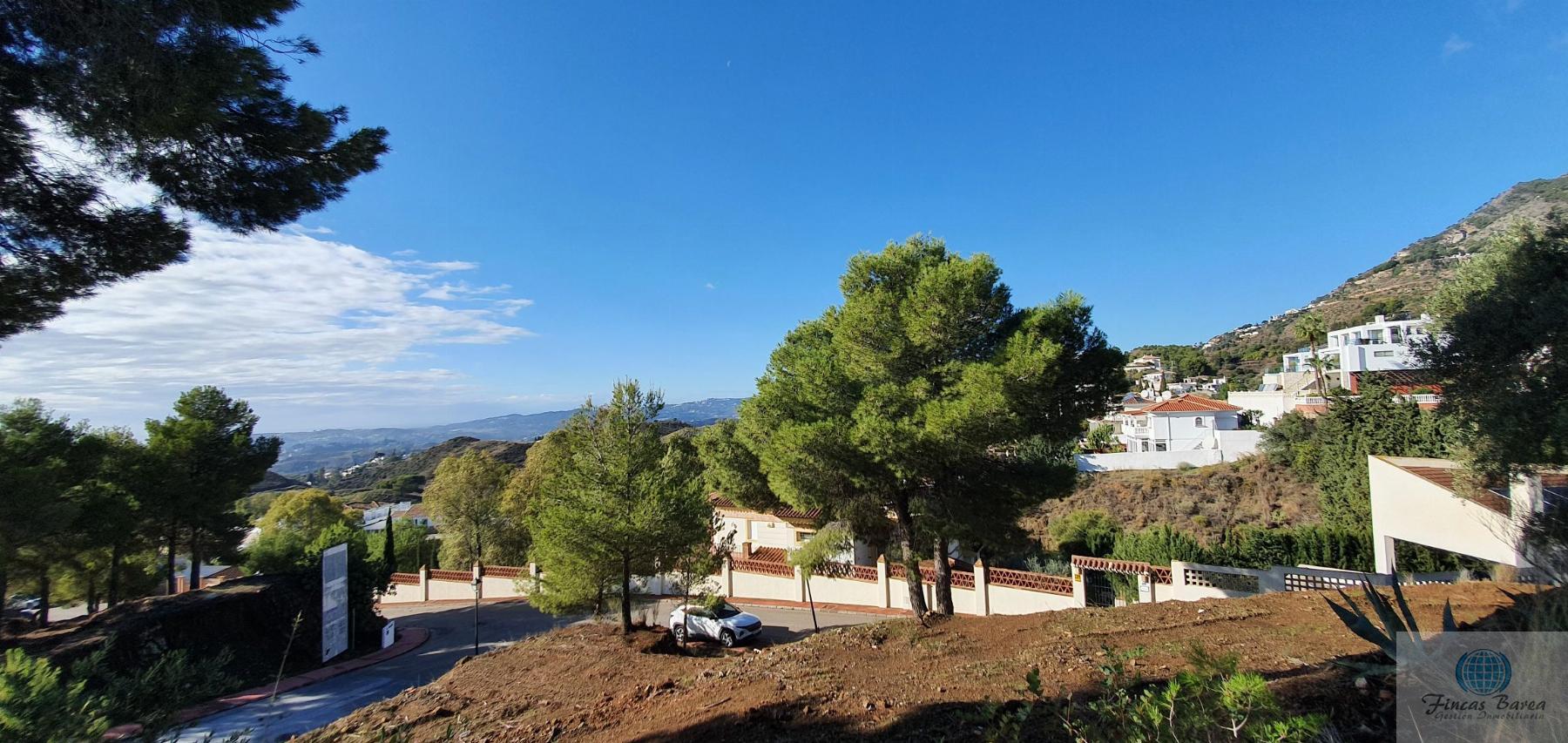 For sale of land in Mijas