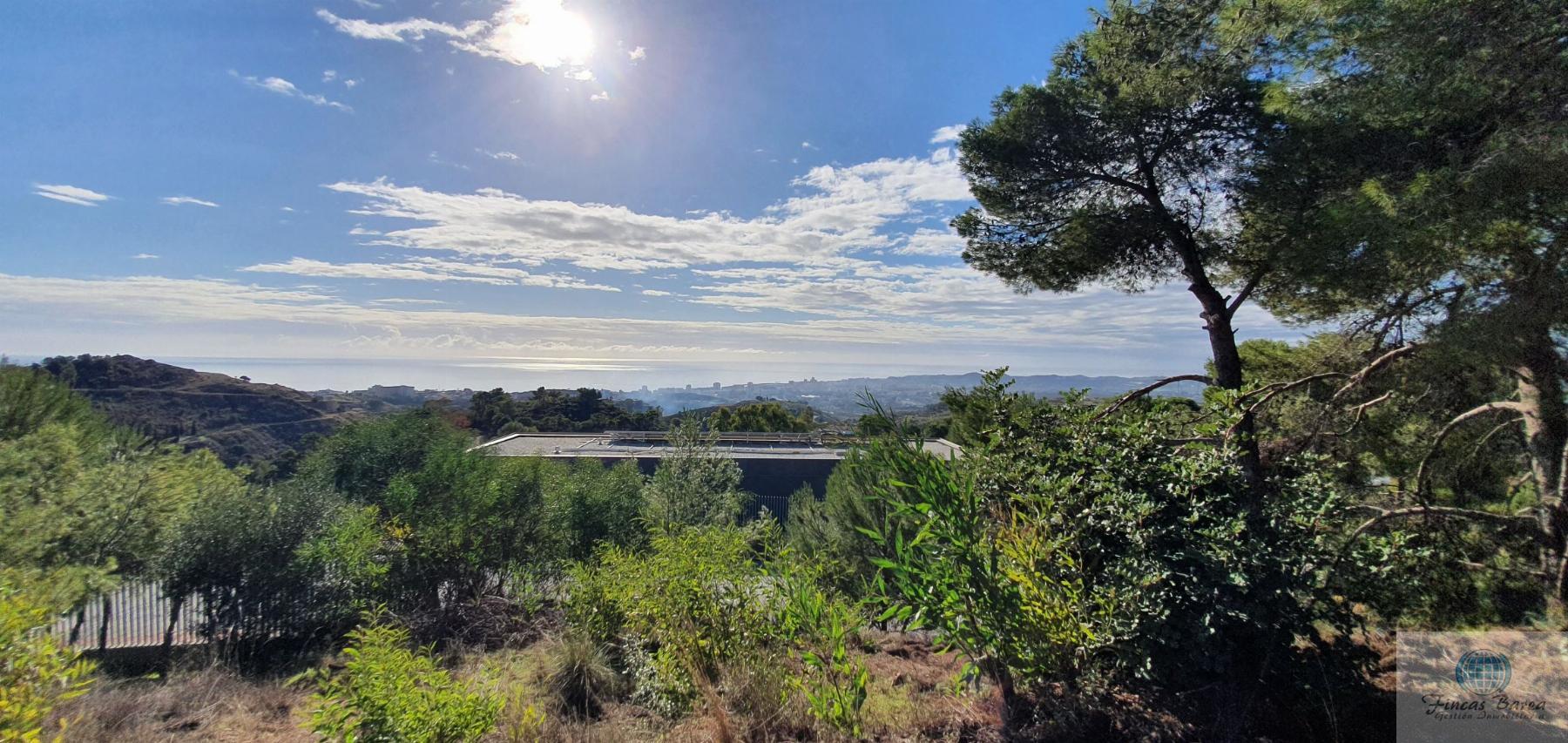 For sale of land in Mijas