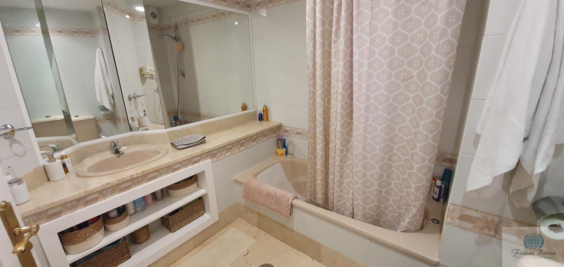 For sale of flat in Mijas Costa