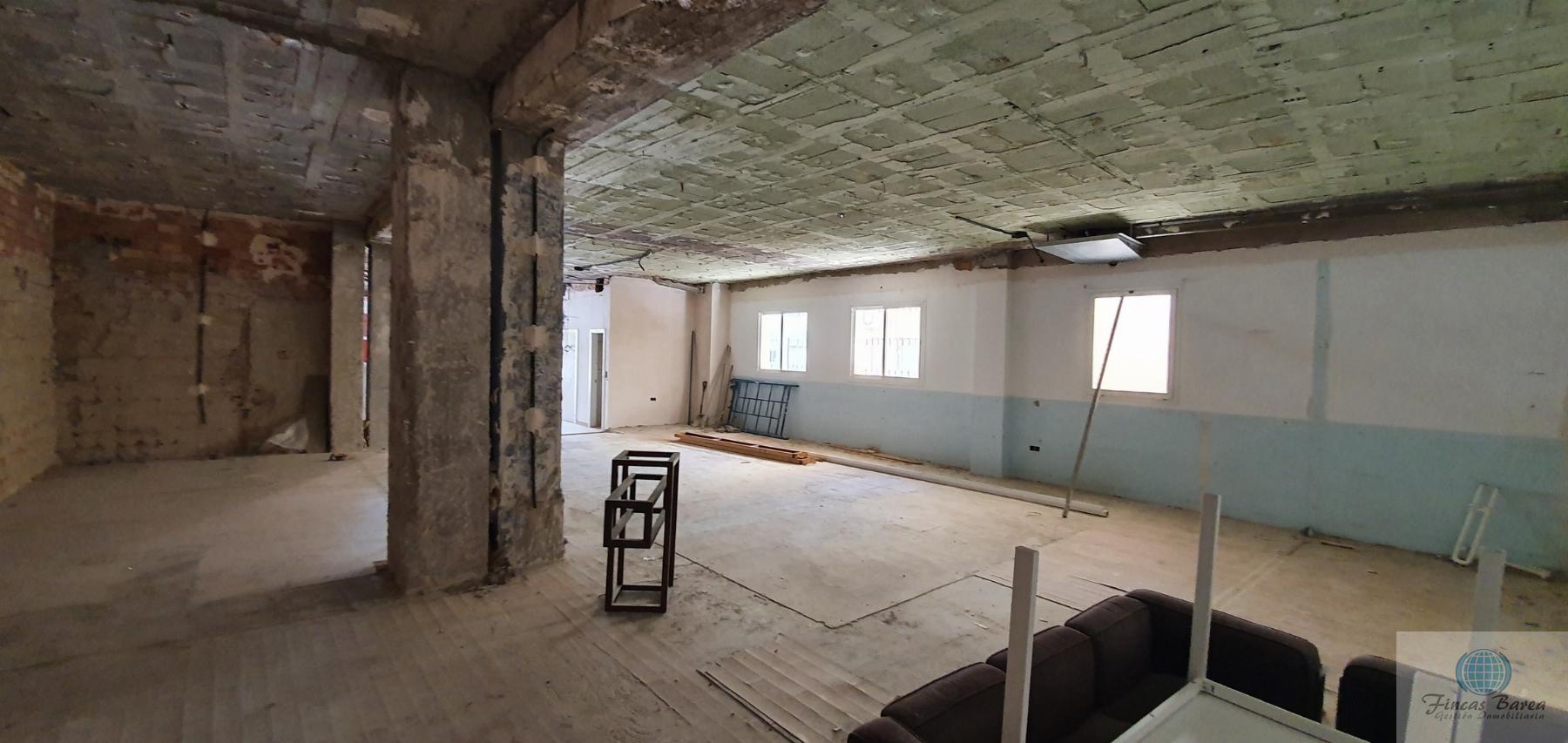 For sale of commercial in Fuengirola
