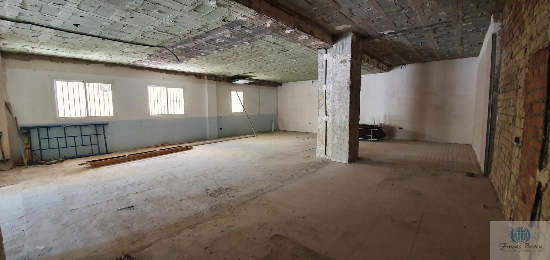 For sale of commercial in Fuengirola