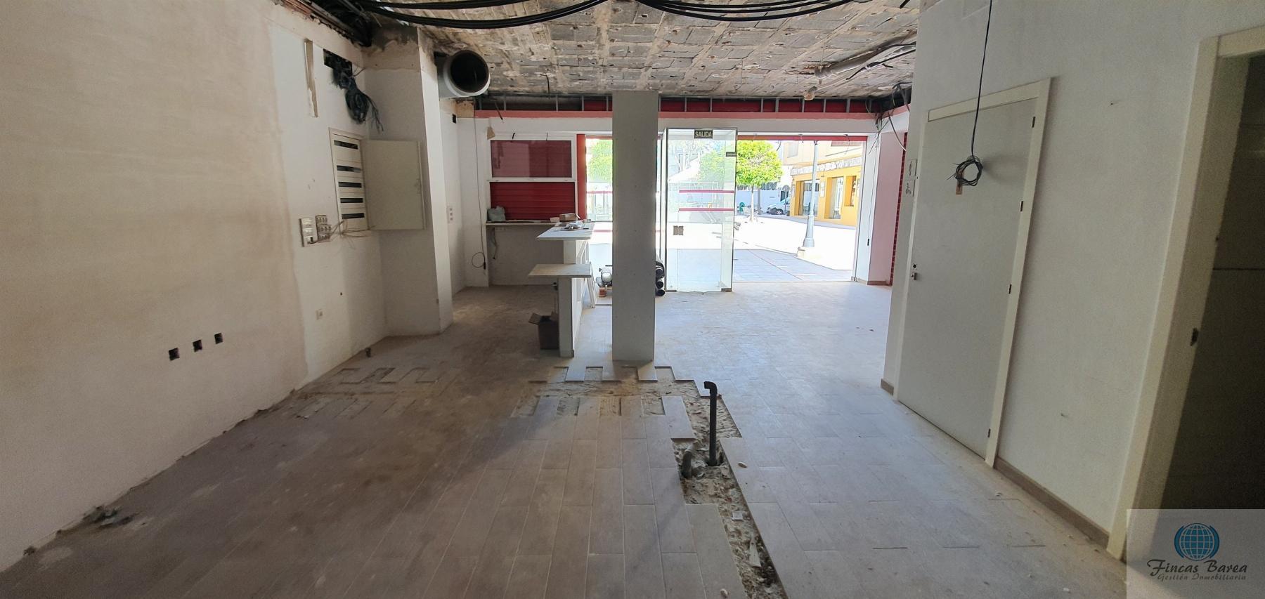 For sale of commercial in Fuengirola