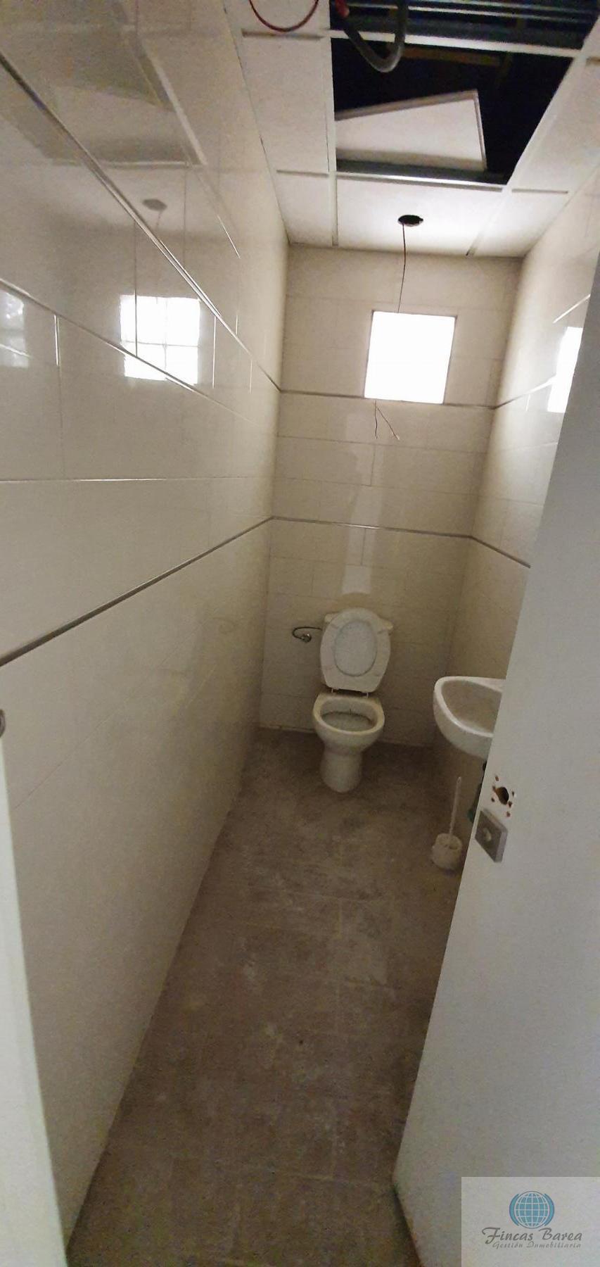 For sale of commercial in Fuengirola