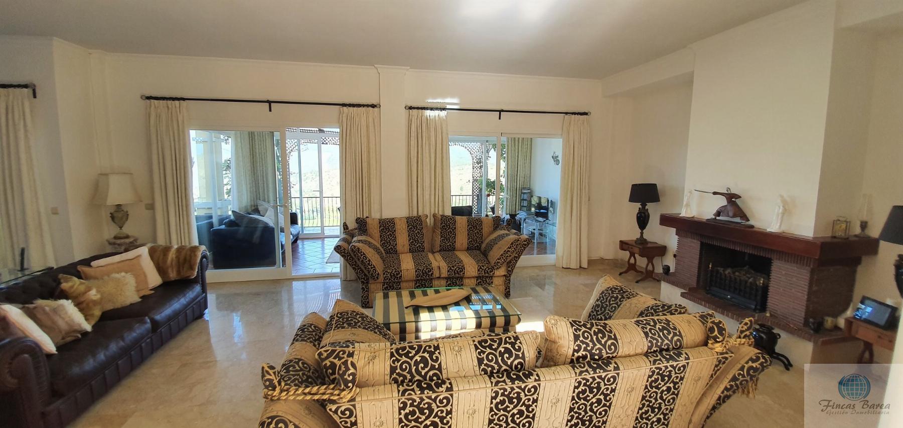 For sale of chalet in Alhaurín el Grande