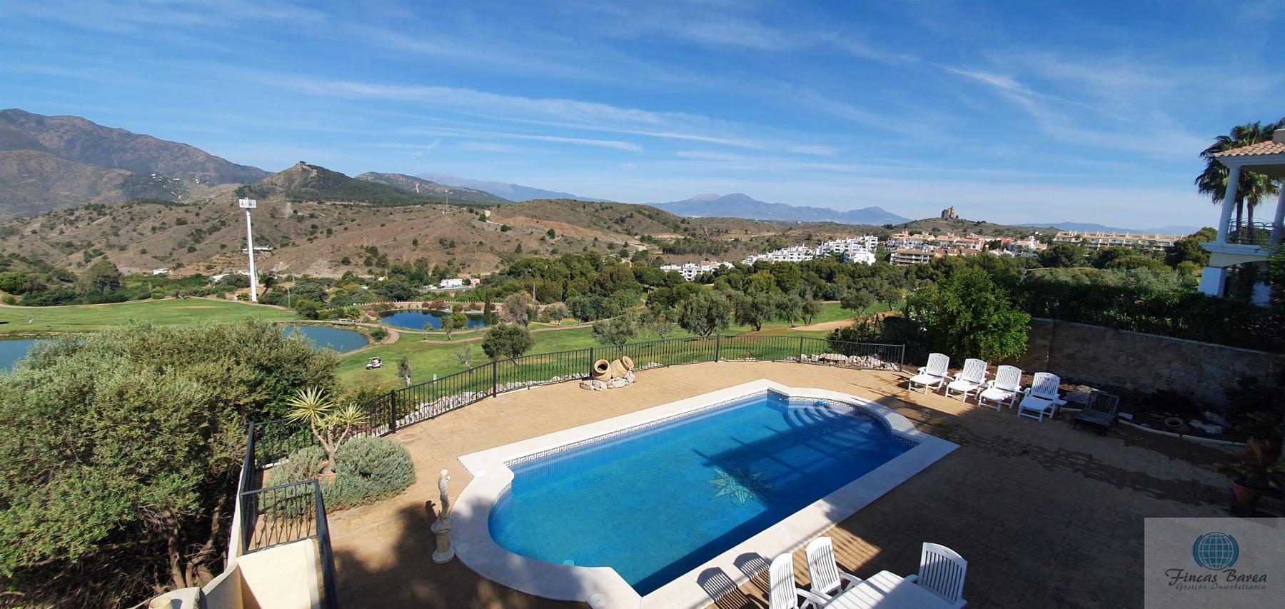 For sale of chalet in Alhaurín el Grande
