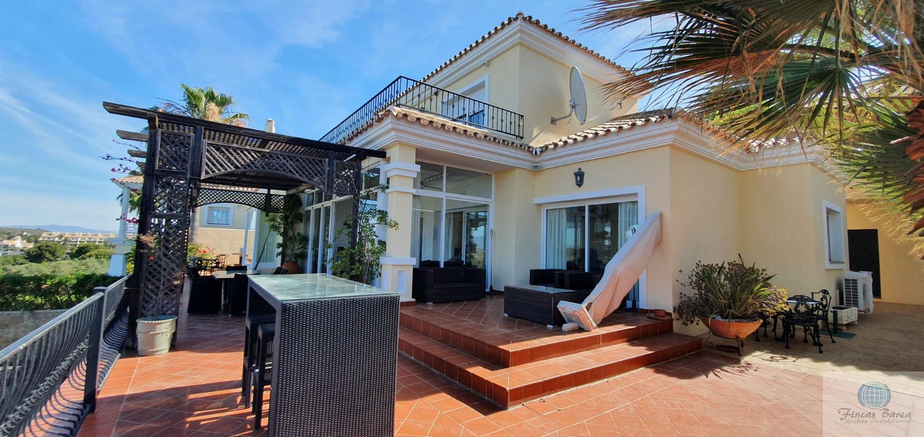 For sale of chalet in Alhaurín el Grande