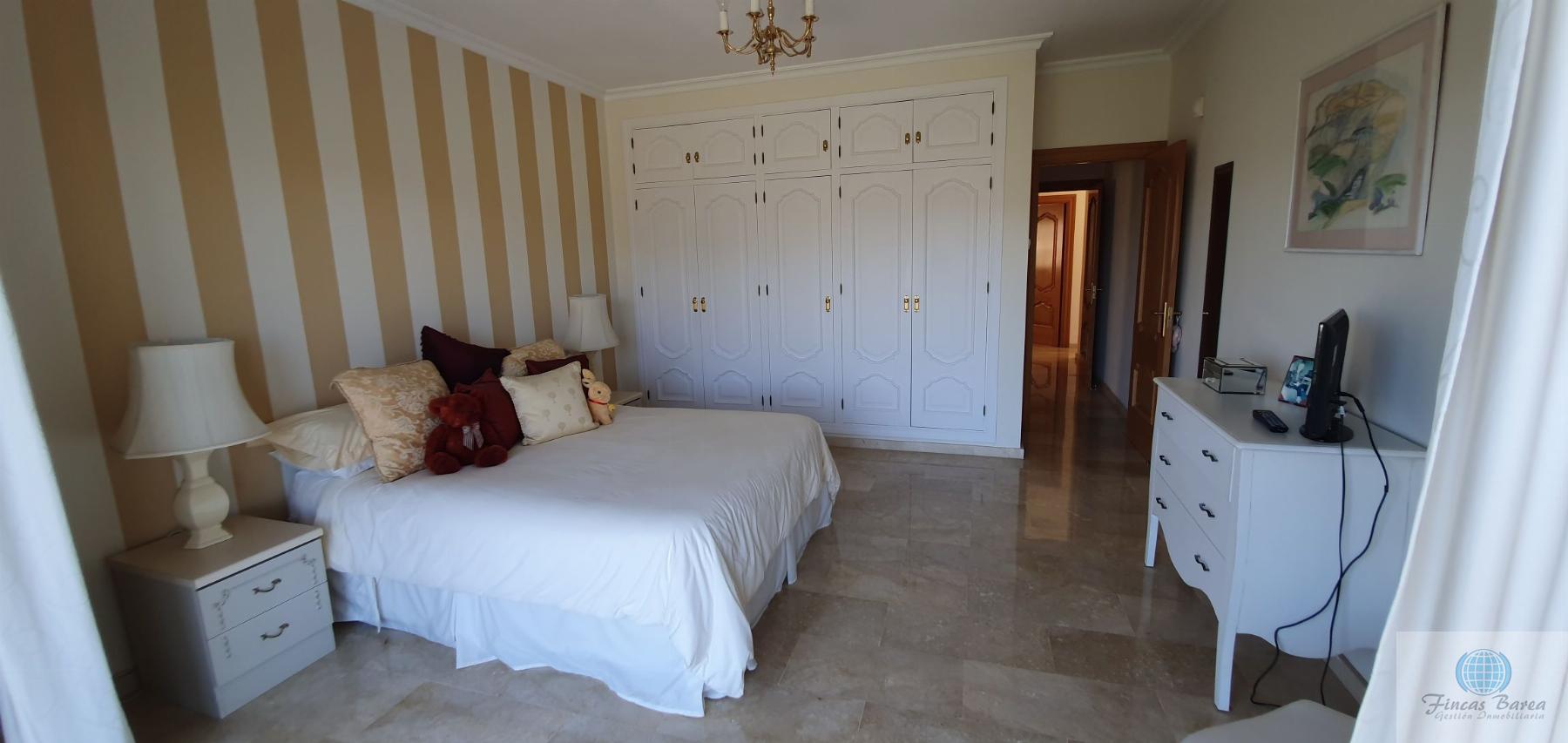 For sale of chalet in Alhaurín el Grande