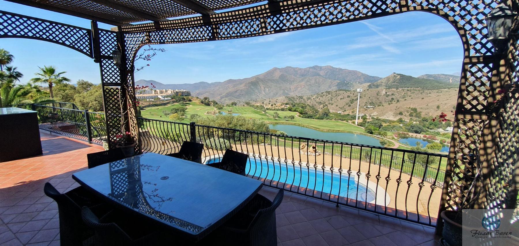 For sale of chalet in Alhaurín el Grande