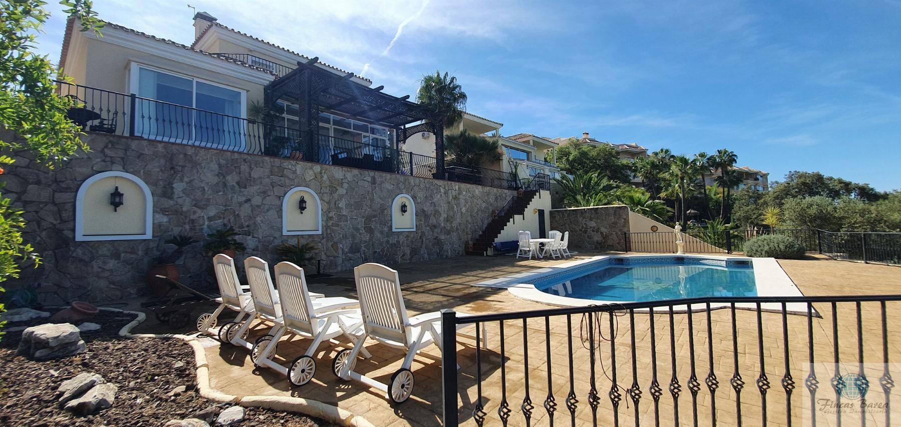 For sale of chalet in Alhaurín el Grande