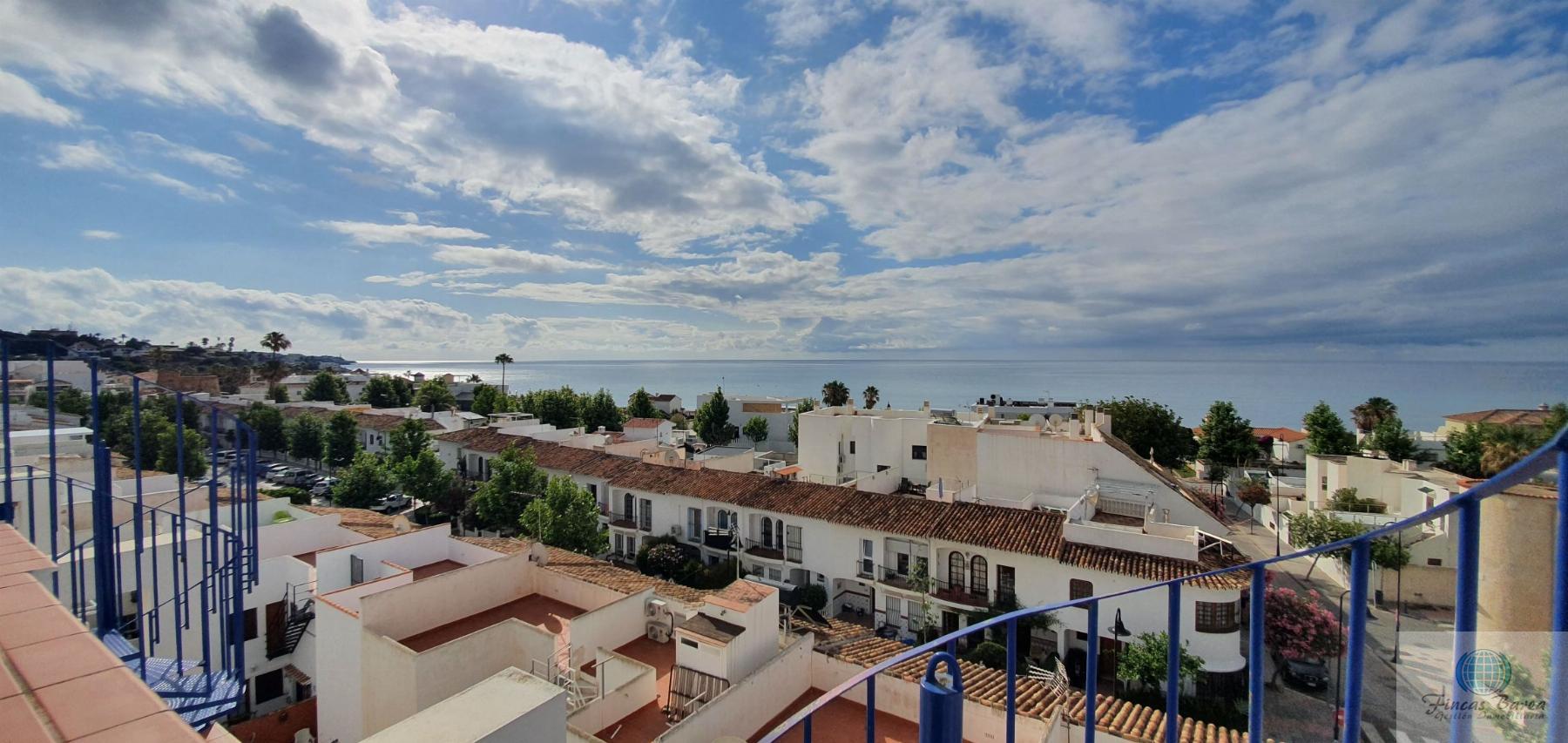 For sale of penthouse in Mijas Costa