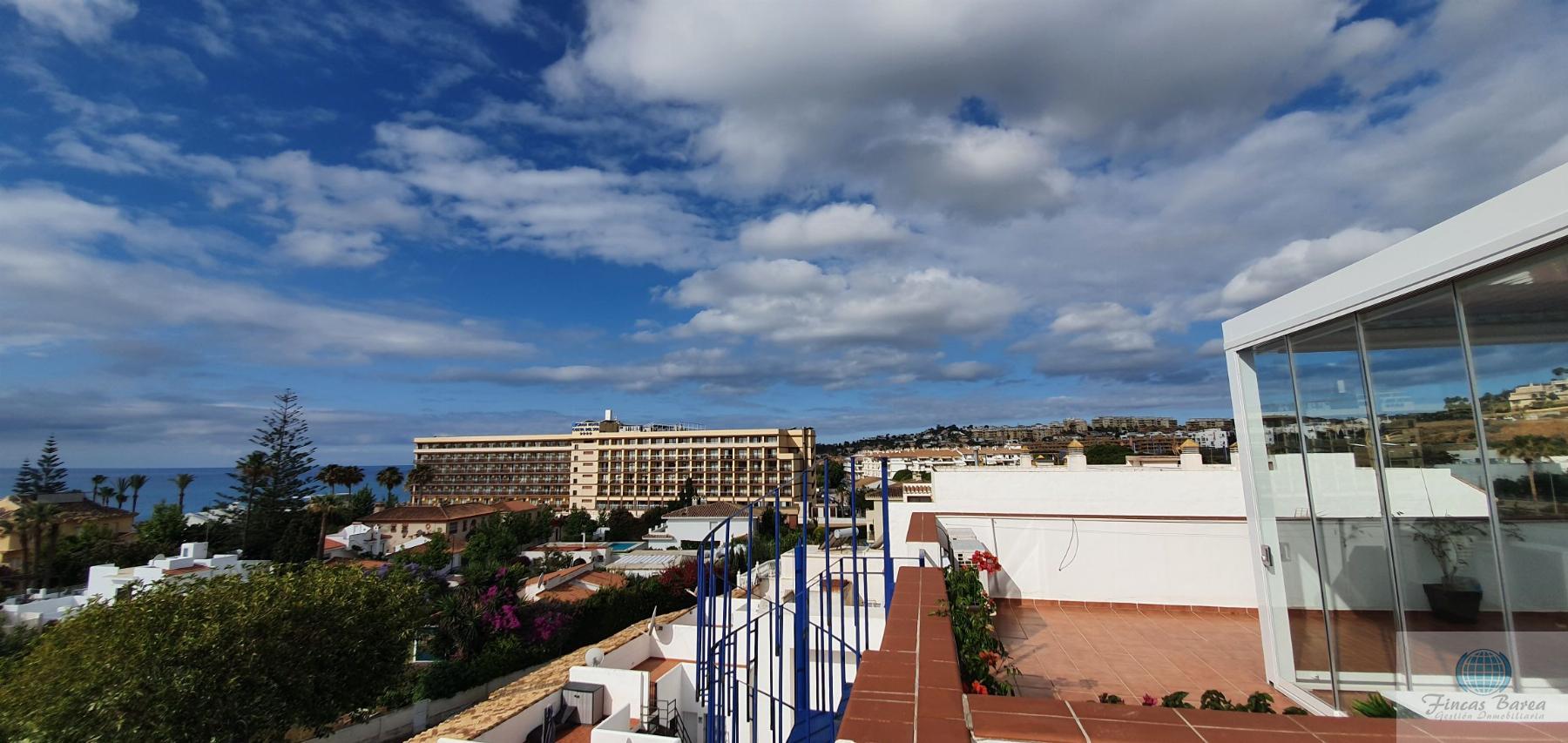 For sale of penthouse in Mijas Costa