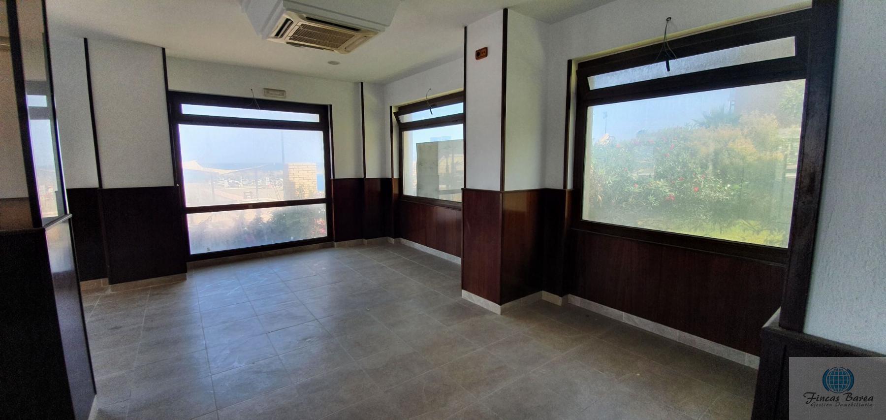 For sale of commercial in Fuengirola