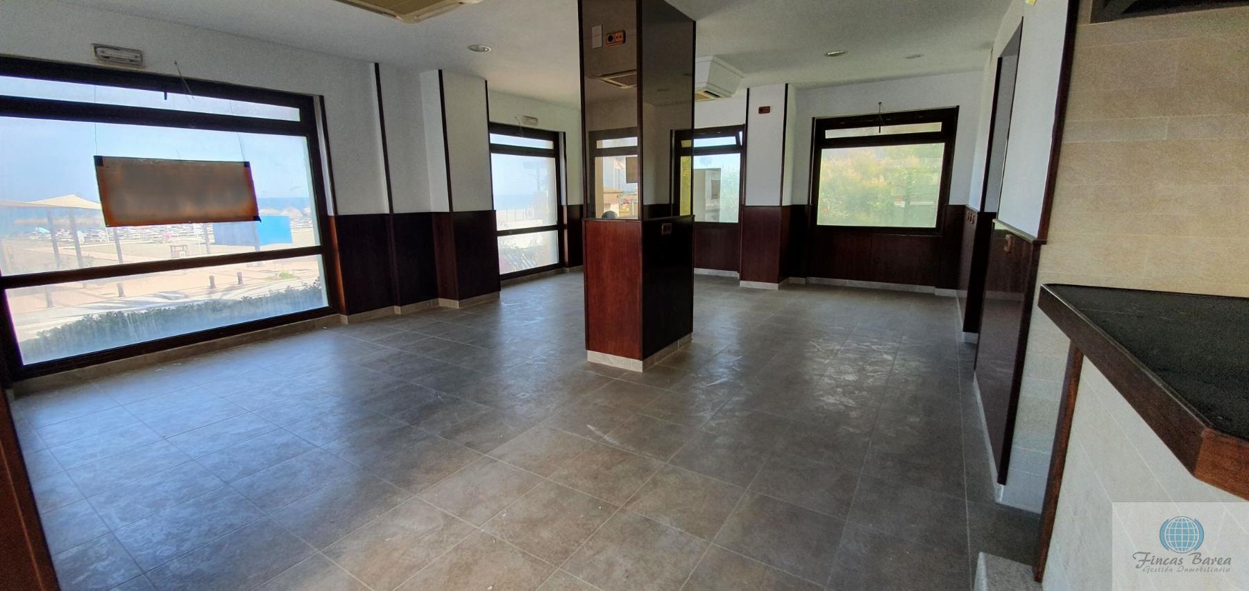For sale of commercial in Fuengirola
