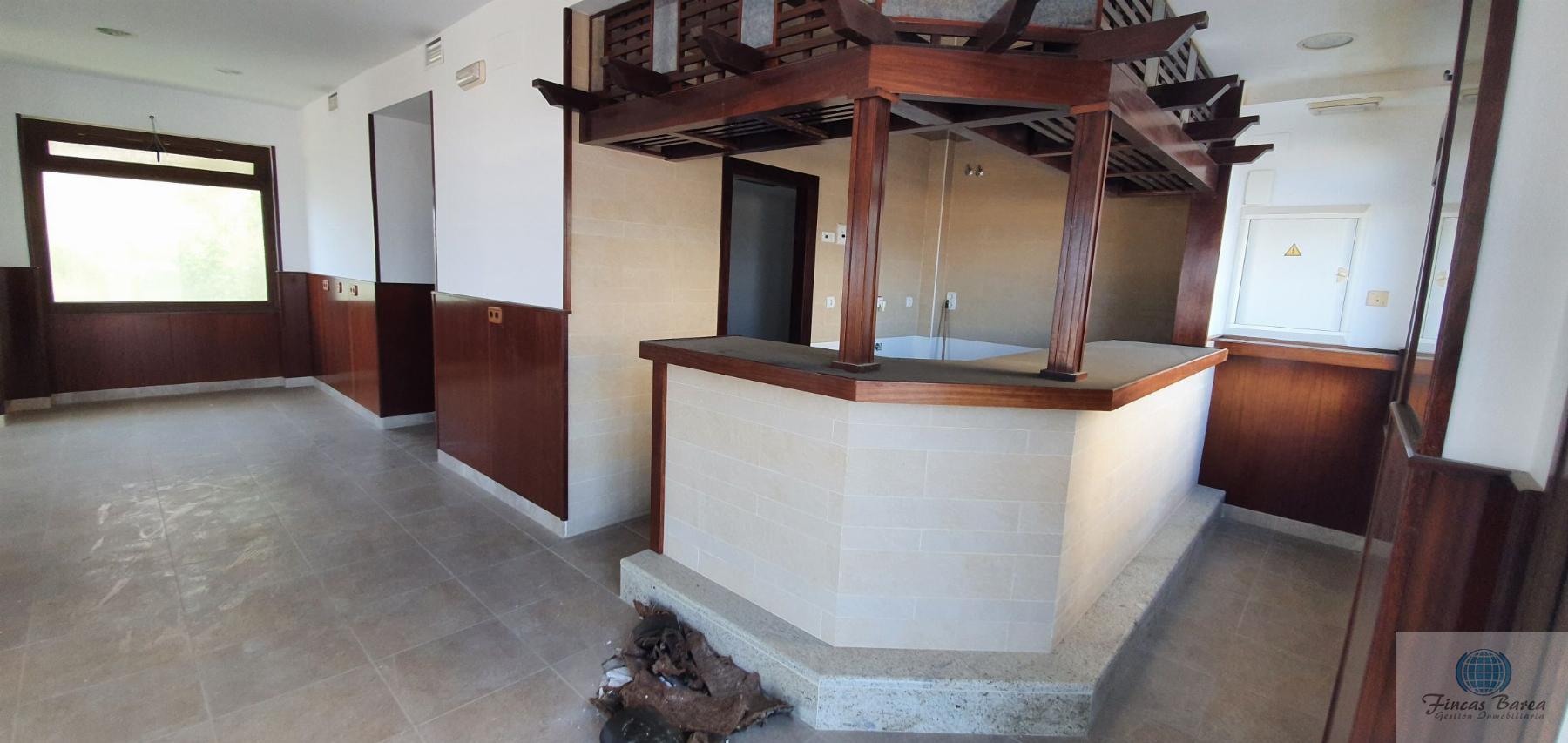 For sale of commercial in Fuengirola