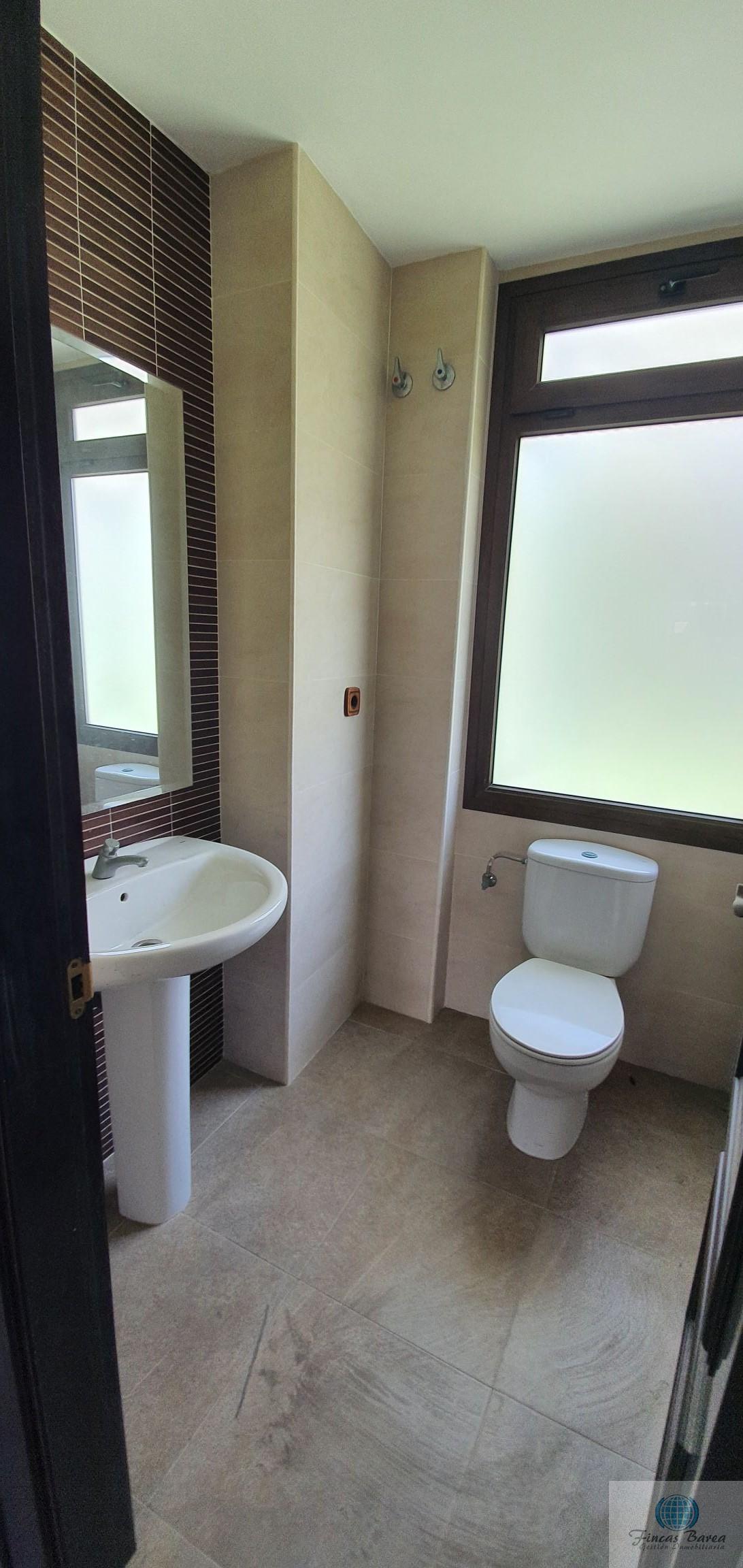 For sale of commercial in Fuengirola