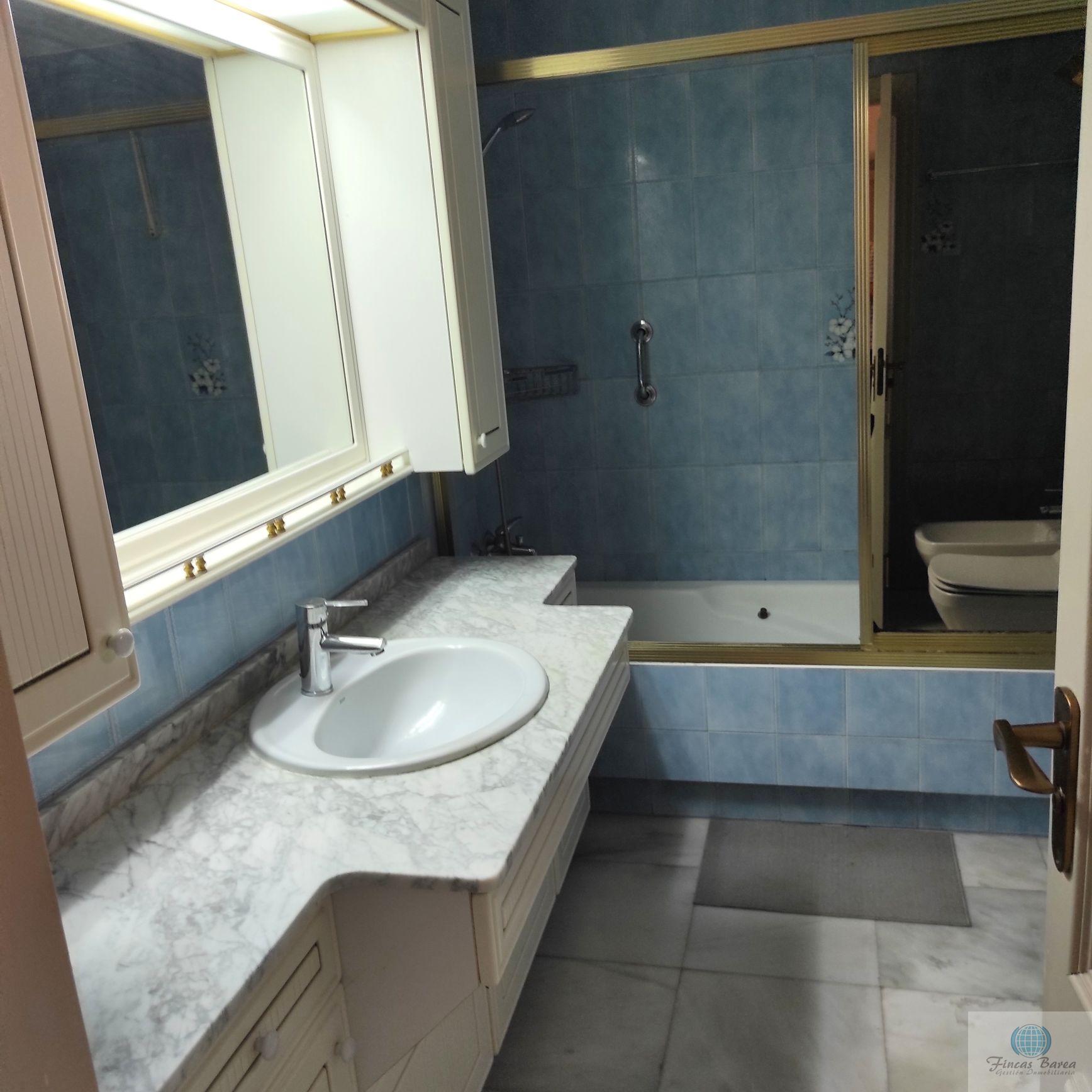 For sale of flat in Fuengirola