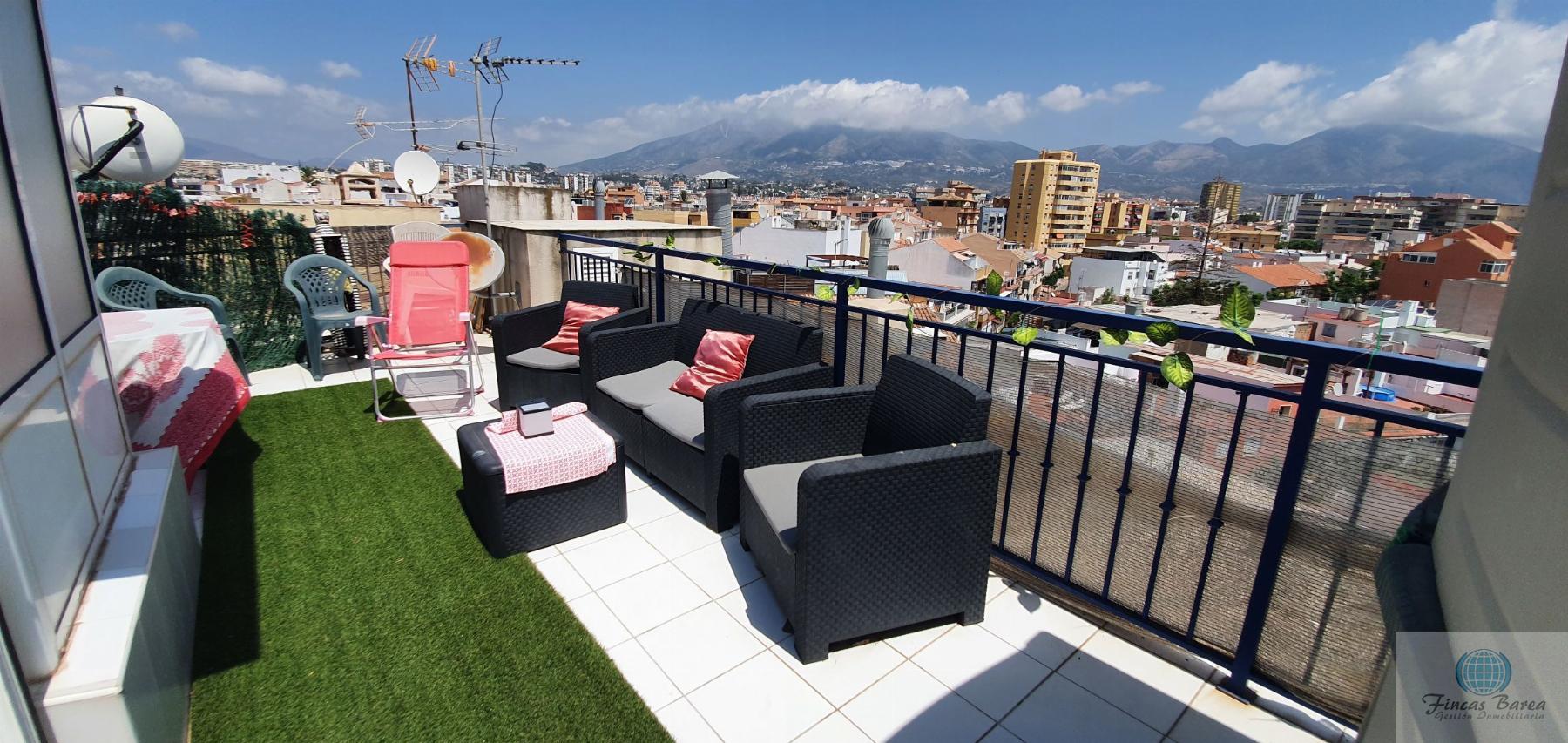 For sale of penthouse in Fuengirola