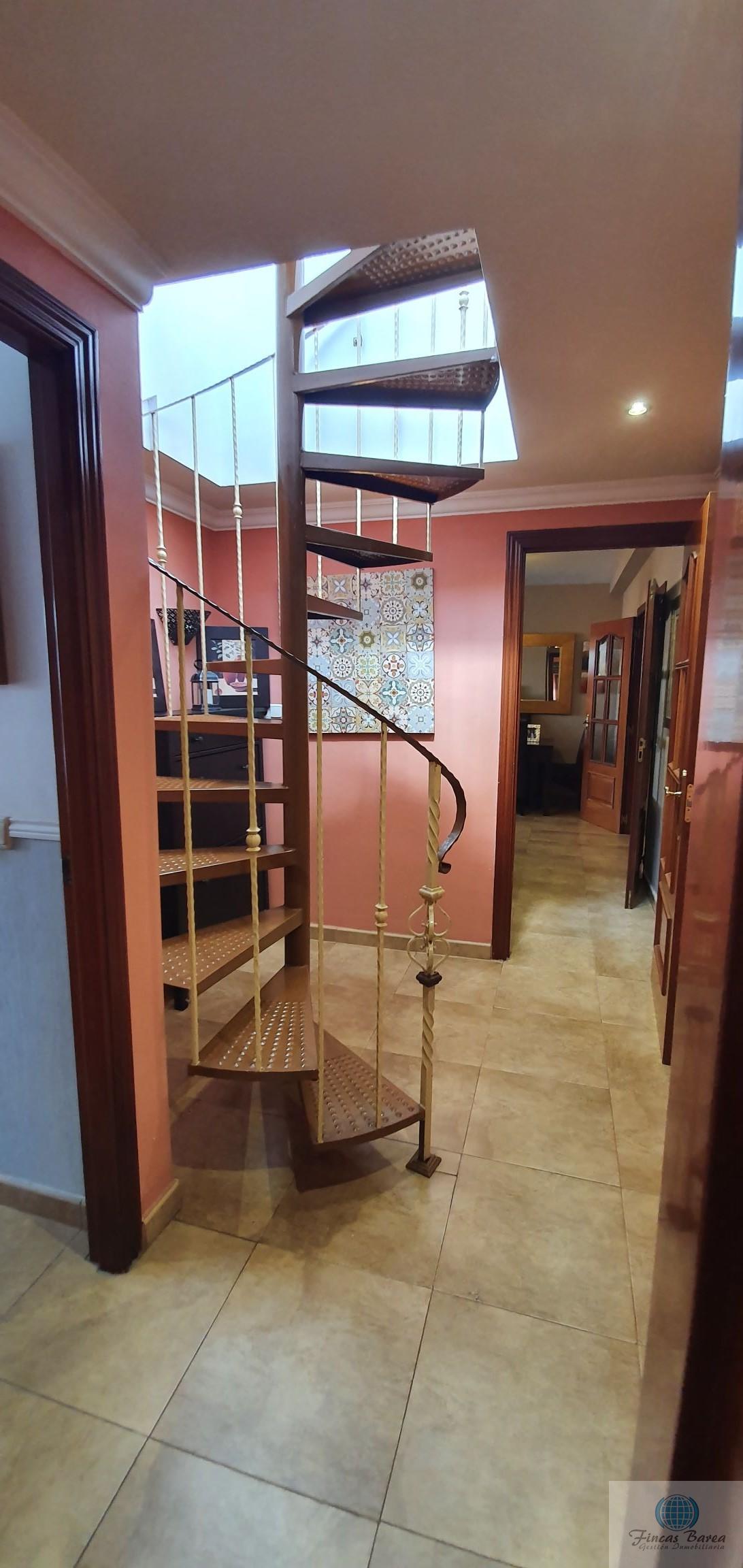 For sale of penthouse in Fuengirola