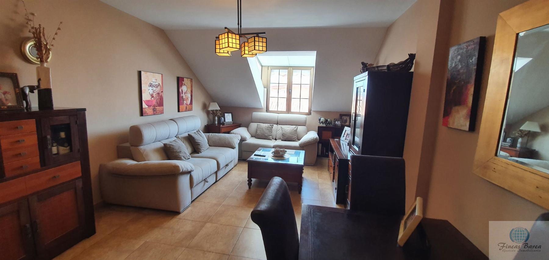 For sale of penthouse in Fuengirola