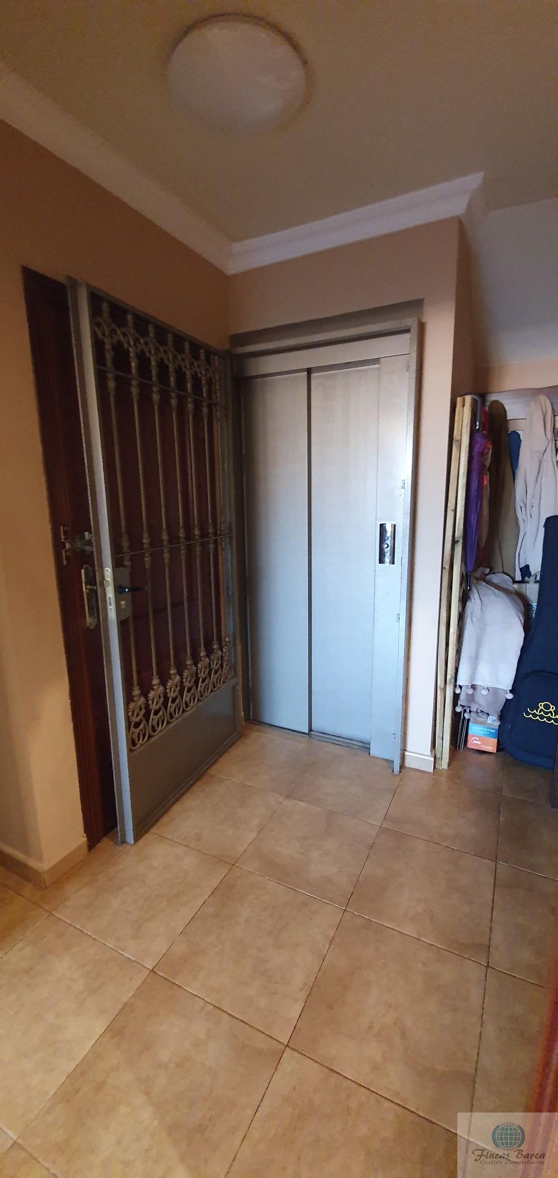 For sale of penthouse in Fuengirola
