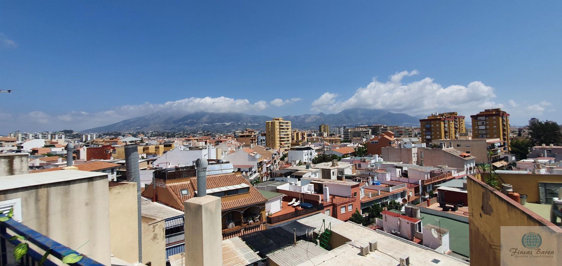 For sale of penthouse in Fuengirola