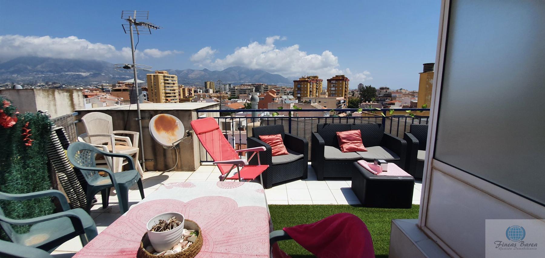 For sale of penthouse in Fuengirola
