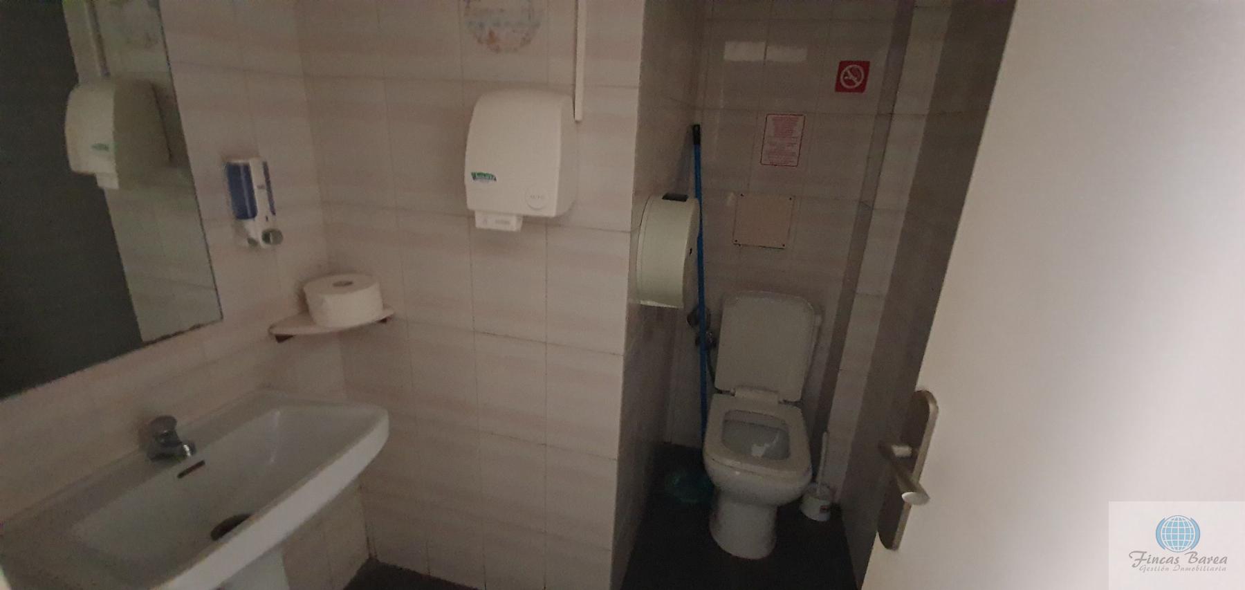 For sale of commercial in Fuengirola
