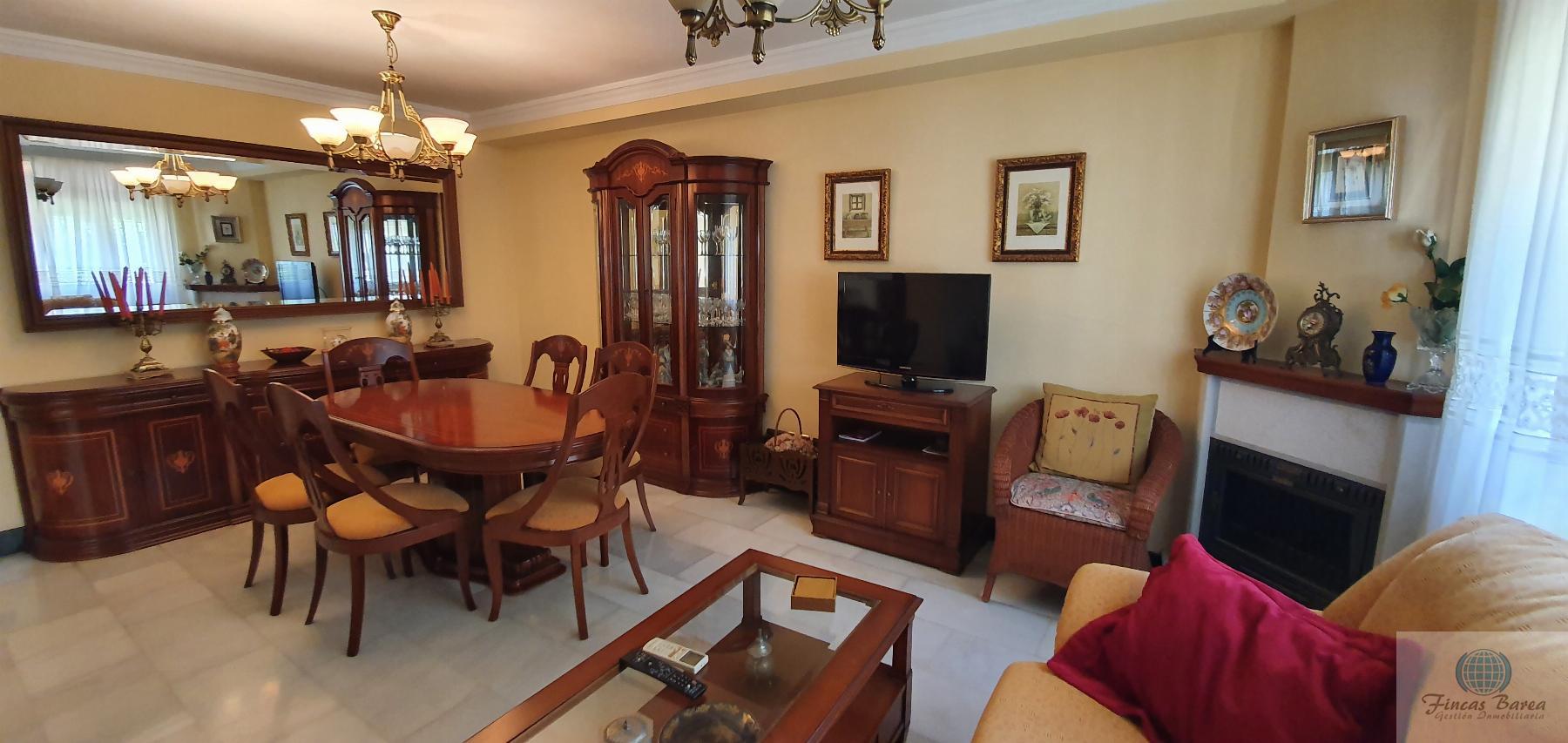 For sale of chalet in Fuengirola