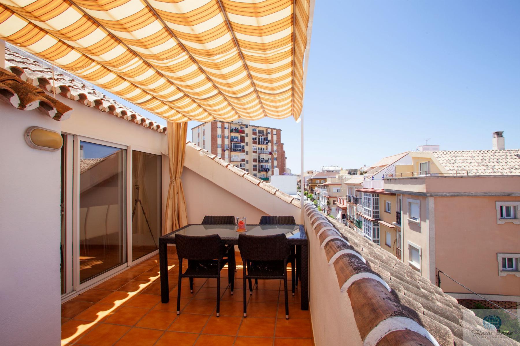 For sale of penthouse in Fuengirola