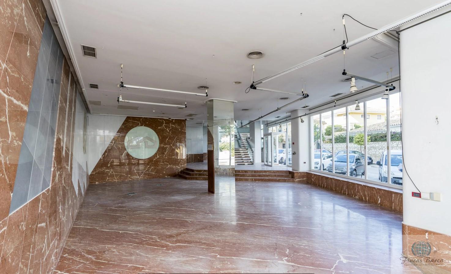 For rent of commercial in Fuengirola