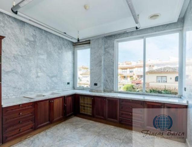 For rent of commercial in Fuengirola