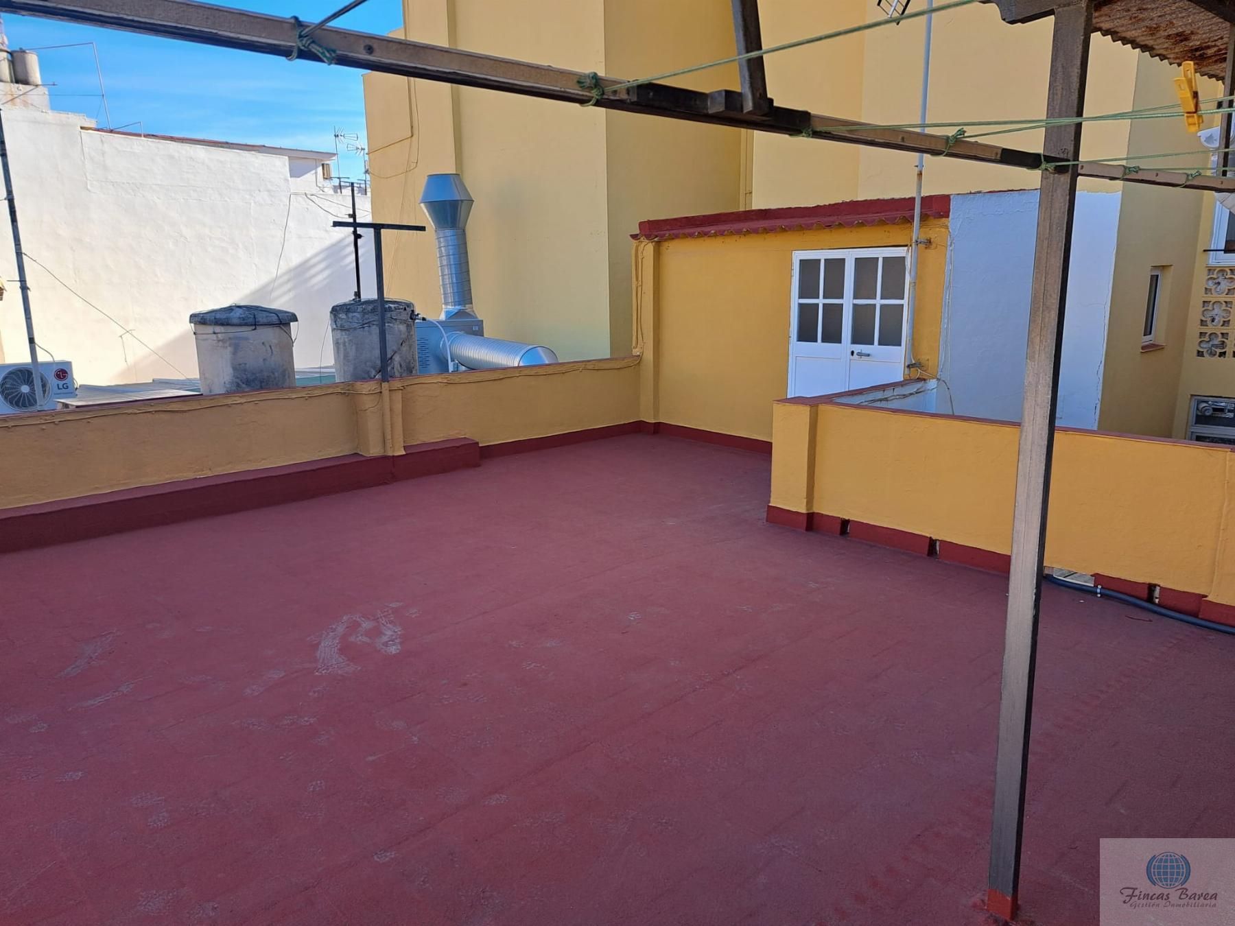 For sale of building in Fuengirola