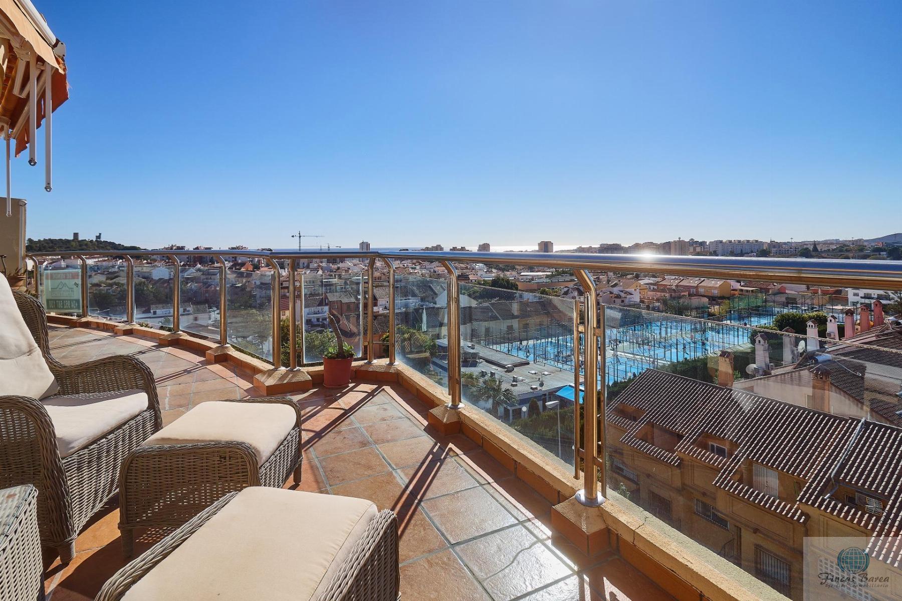 For sale of penthouse in Fuengirola