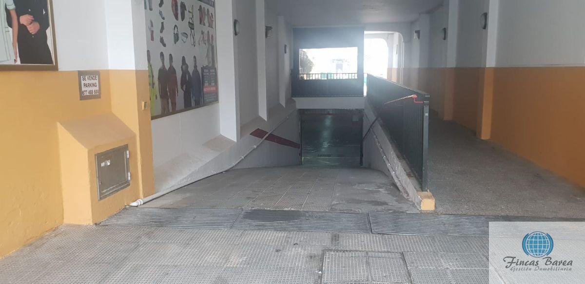 For rent of garage in Fuengirola