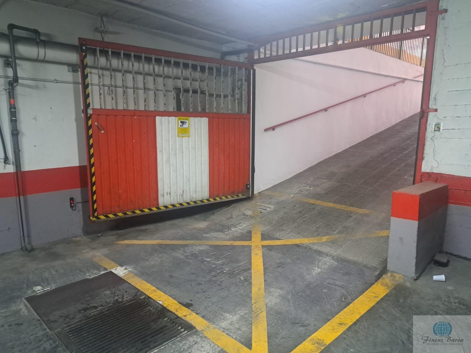 For rent of garage in Fuengirola