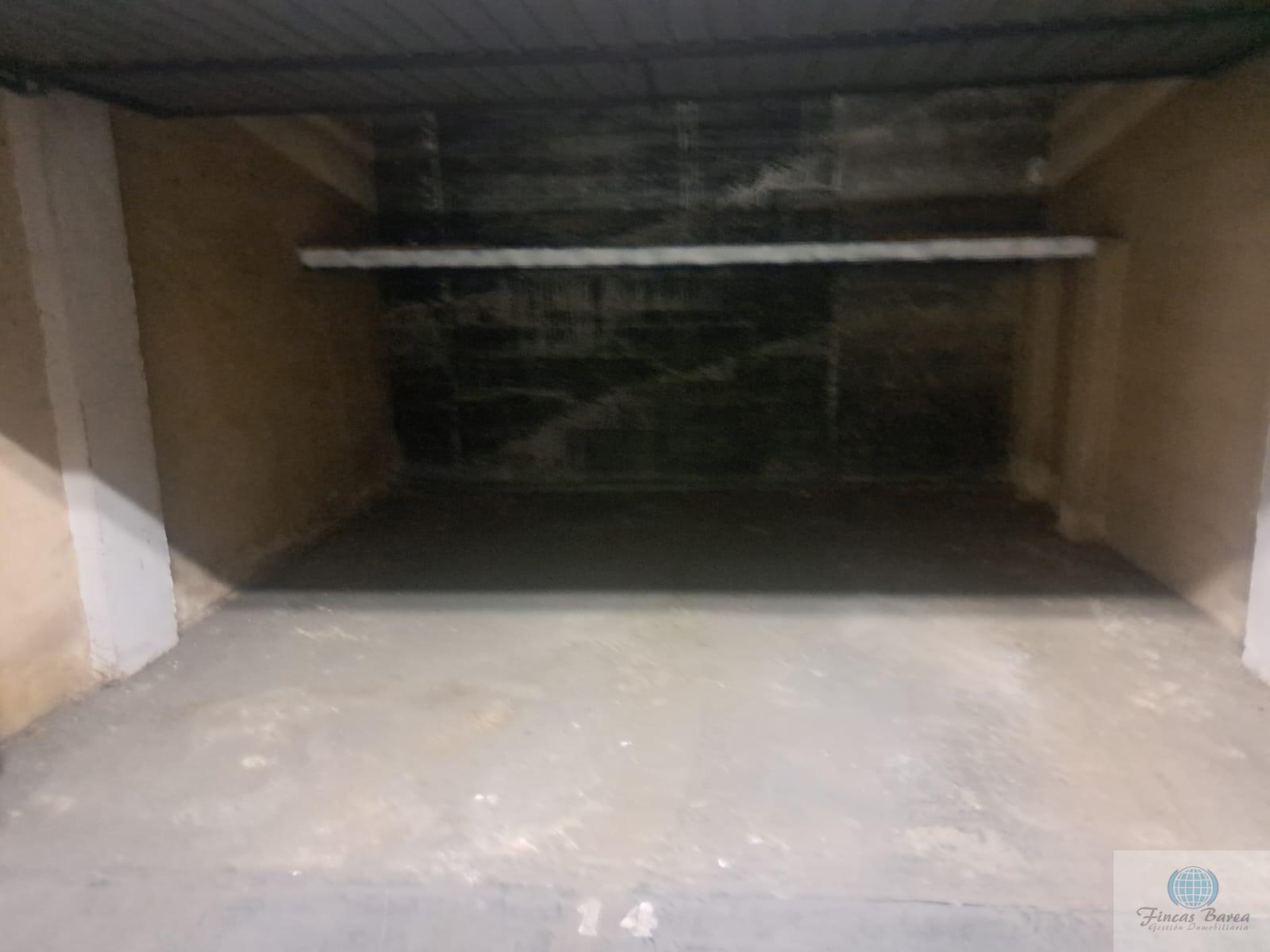 For rent of garage in Fuengirola