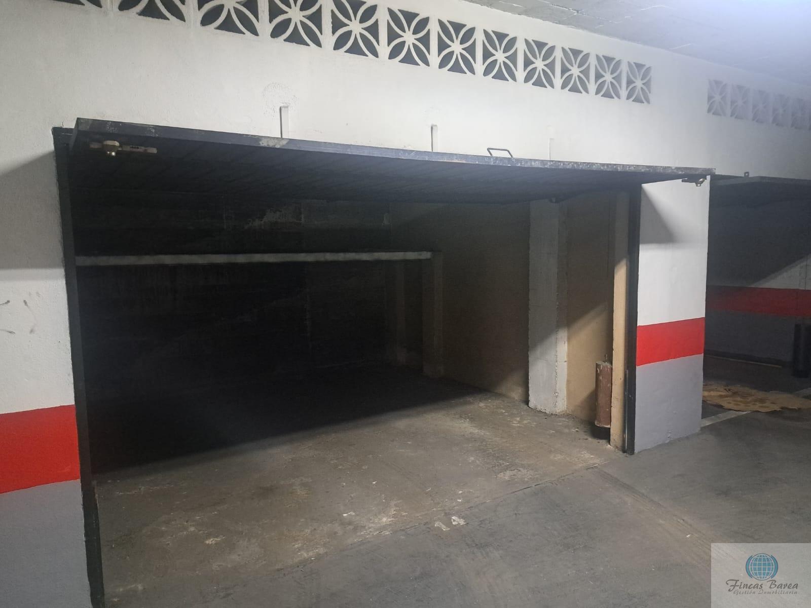 For rent of garage in Fuengirola