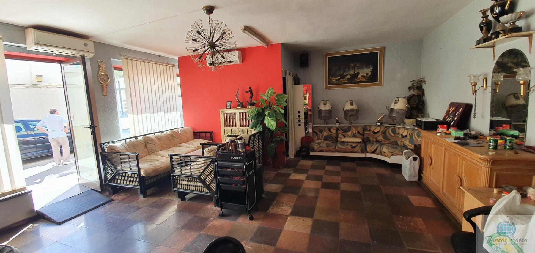 For rent of commercial in Fuengirola